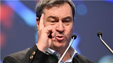 Die Nachrichten aus Wolfsburg zu Volkswagen schocken auch CSU-Chef Söder in Bayern. Er fordert einen Marshallplan zur Rettung der deutschen Auto-Industrie. (Archivbild)