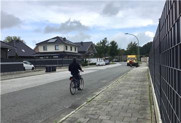 Die neue Wohnsiedlung Ferdinand-Lassalle-Straße nah am Wasserwerkswald, das "Waldviertel", erregt manche Gemüter unter den Heidjern.