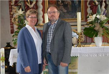 Die neuen Pastoren Arnhild Bösemann und Torsten Nolting-Bösemann.