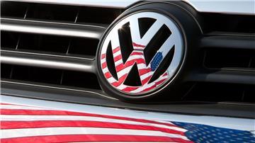 Die neuen US-Zölle dürften Autos von VW in den USA teurer machen. (Archivfoto)