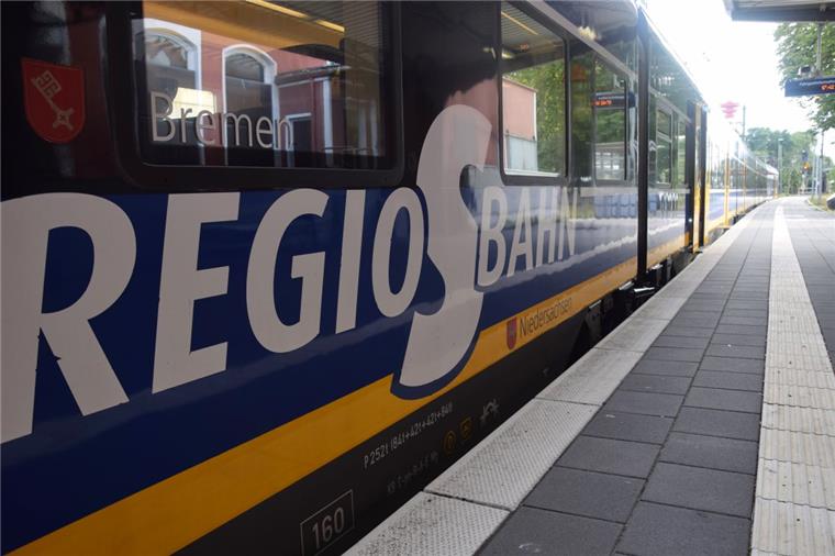 Die Nordwestbahn wird an einigen Tagen ausfallende Züge durch Busse ersetzen. 