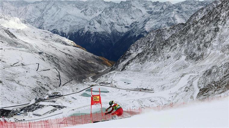 Scheib feiert Heimsieg bei Ski-Auftakt - Dürr beste Deutsche Die Österreicherin Julia Scheib feierte in Sölden ihren ersten Weltcup-Sieg.