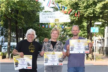 Die Organisatoren freuen sich auf das Internationale Goethestraßenfest (von links): Jochen Hertrampf (Kulturbüro), Quartiersmeisterin Brigitte Hawelka und Olaf Dietzel.  