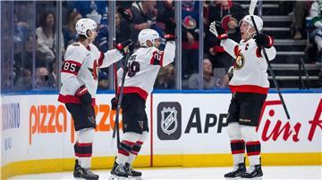 Die Ottawa Senators bejubeln den sechsten Sieg in Serie.