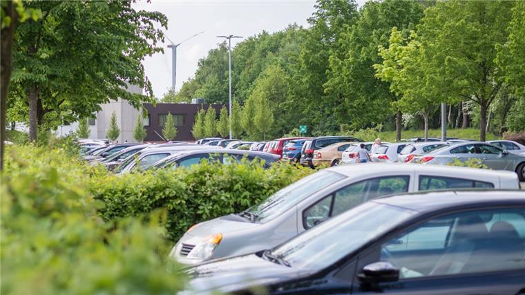 Die Parkplätze für Klinikbesucher am Klinikum Reinkenheide.