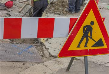 Die Parkstraße in Bremerhaven ist ab Montag, 25. Mai, für Kanalbauarbeiten gesperrt. Für Autofahrer und Buslinien gilt die Umleitung über die Straße Twischlehe.