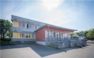 Die Paula-Modersohn-Schule Bremerhaven ist von der Hertie-Stiftung als "starke Schule" ausgezeichnet worden. Auf youtube ist sie Teil einer kleinen Filmreihe geworden.