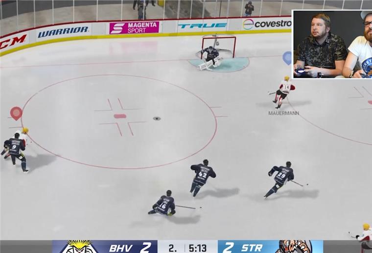 Die Pinguins beim Spielstand von 2:2 im Angriff.