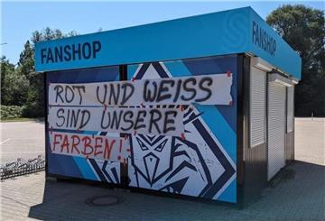 Die Pinguins-Fans machen ihrem Unmut Luft