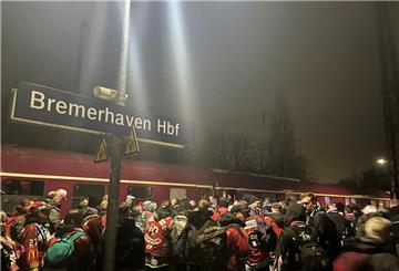 Die Pinguins-Fans sind für ihre Reisefreudigkeit bekannt. Am Freitagmorgen haben sich mehr als 1100 Fans auf den Weg nach München gemacht.