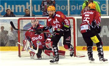 Die Pinguins konzentrieren sich mit Jerry Kuhn, Kevin Lavallée und Mike Moore auf die Abwehrarbeit. Gegen Berlin und Düsseldorf können sie am Wochenende den Playoff-Einzug perfekt machen
