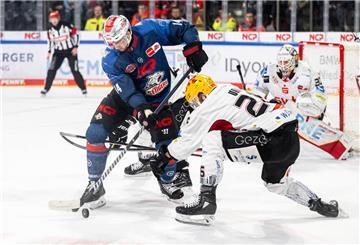 Die Pinguins um Dominik Uher waren in Nürnberg zu anfällig in der Defensive.