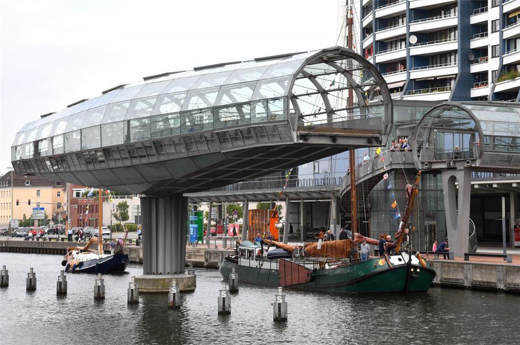Die Plattbodenschiffe kommen nach Bremerhaven.