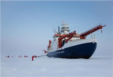 Die Polarstern hat das Eis verlassen und befindet sich kurz vor Spitzbergen.