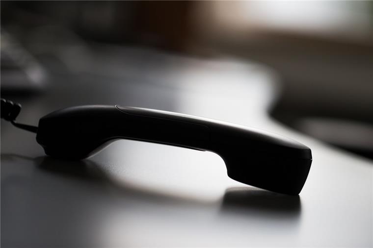Die Polizei Bremerhaven warnt vor Betrügern am Telefon.