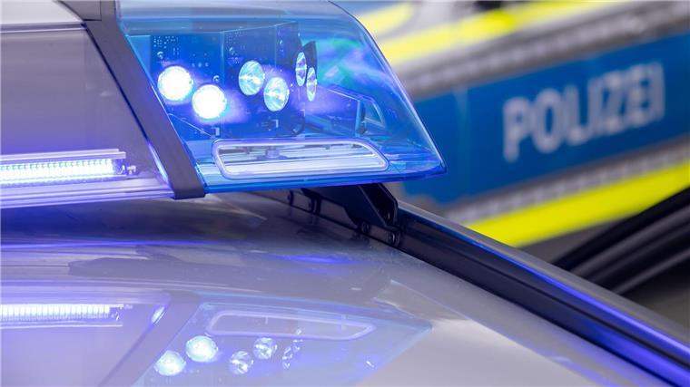 Polizei schießt auf Mann mit Messer in der Hand Die Polizei Cuxhaven hat die Ermittlungen zum Schusswaffengebrauch übernommen. (Symbolbild)