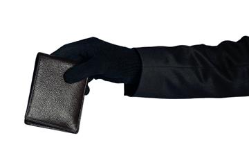 Die Polizei ermittelt nach einem Taschendiebstahl in Bremerhaven-Geestemünde.