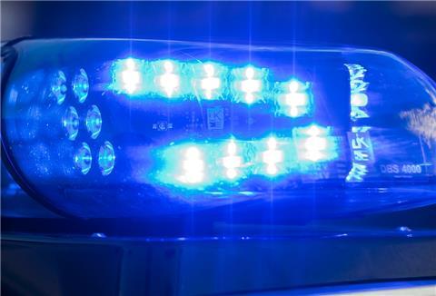 Die Polizei ermittelt nach einer Sachbeschädigung in Loxstedt.