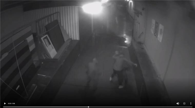 Bremen: Magnitz wollte mit Foto "mediale Betroffenheit" erzeugen Die Polizei hat das Überwachungsvideo veröffentlicht, das den Angriff auf den Bremer AfD-Chef Frank Magnitz zeigen soll.