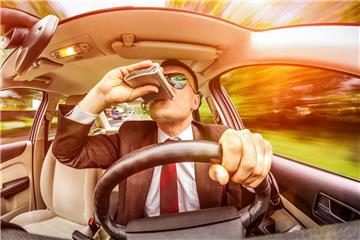 Die Polizei hat einen Autofahrer mit 4,6 Promille im Blut erwischt. 