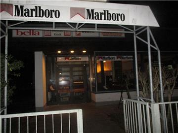 Die Polizei hat in Bremerhaven-Lehe einen 17 Jahre alten Kiosk-Einbrecher geschnappt.