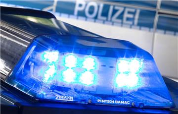 Die Polizei hat in Bremerhaven und Bremen Schiffe kontrolliert.