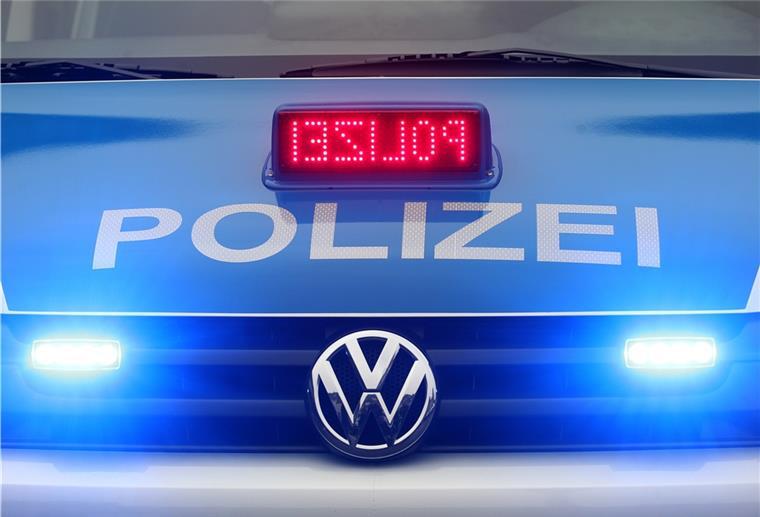 Die Polizei im Landkreis Cuxhaven hat diese Woche wieder alle Hände voll zu tun.