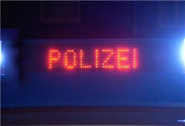 Die Polizei in Hamburg hat in Hamburg zwei Partys aufgelöst.