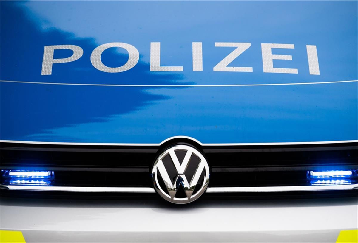 Die Polizei meldet einen tödlichen Motorradunfall zwischen Rhadereistedt und Ostereistedt.