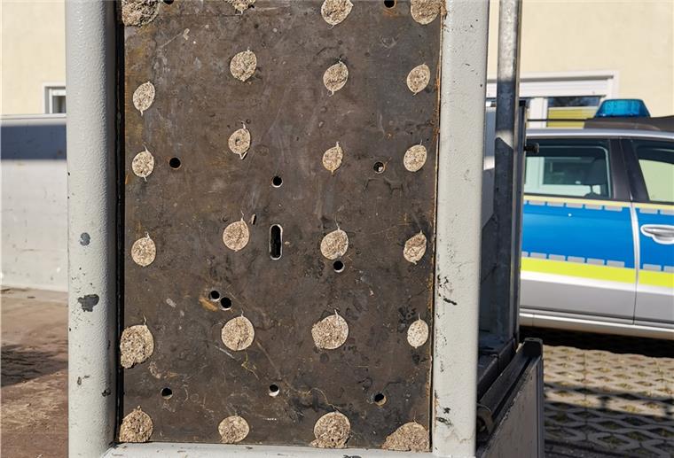 Polizei sucht Besitzer eines Tresors Die Polizei Nordholz sucht den Besitzer dieses Tresors.