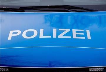 Die Polizei sperrte die B437 sieben Stunden lang.