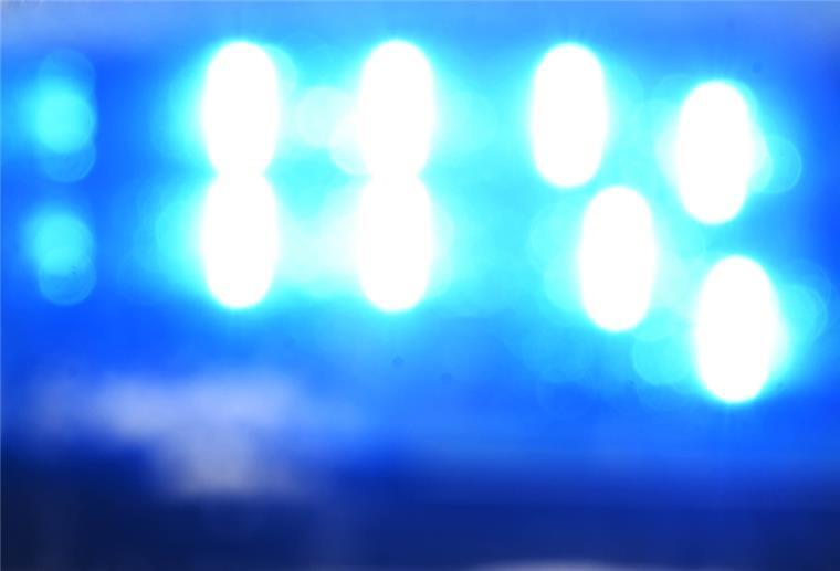 Blaulicht auf Polizeiauto.