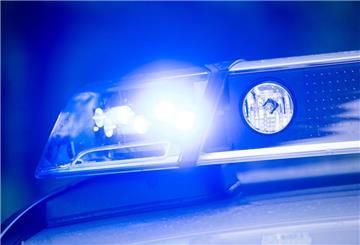 Die Polizei stoppte in Bremerhaven zwei Raser, die mit 140 km/h in der Stadt unterwegs waren. 