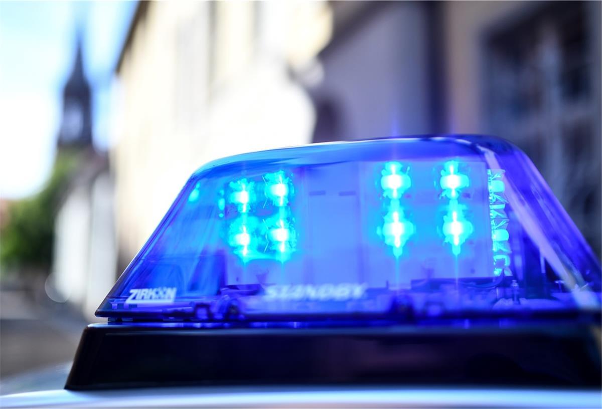 Die Polizei sucht mögliche Zeugen.