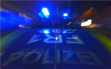 Die Polizei sucht nach den beiden Maskierten, die Sonntagabend einen Pizza-Service in Visselhövede überfallen haben.