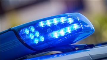 Die Polizei sucht nun nach einer Frau als wichtige Zeugin. (Symbolbild)