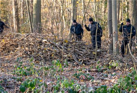 Polizisten im Bürgerpark.