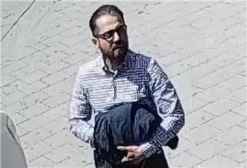 Die Polizei und Staatsanwaltschaft fahndet nach einem Betrüger, der sich als Polizist oder Staatsanwalt ausgegeben haben soll.