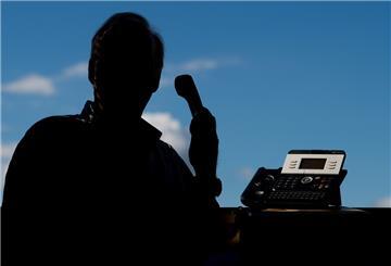 Die Polizei warnt vor Betrugsversuchen am Telefon. Daten von Kreditkarten sollten hier nicht weitergegeben werden. 