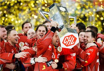 Die Prämien für den Sieger des CHL-Turniers fallen vergleichsweise klein aus, wenn man sie mit den Summen vergleicht, die im Profi-Fußball ausgeschüttet werden.