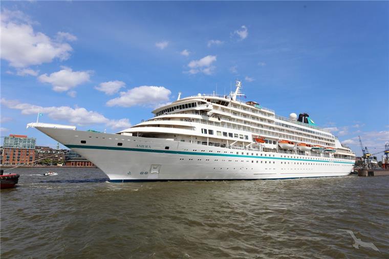 Dieses Schiff wird in Bremerhaven getauft Die "Prinsendam" ist in der Hamburger Werft Blohm & Voss in die "Amera" verwandelt worden. Das Kreuzfahrtschiff wird in Bremerhaven getauft.