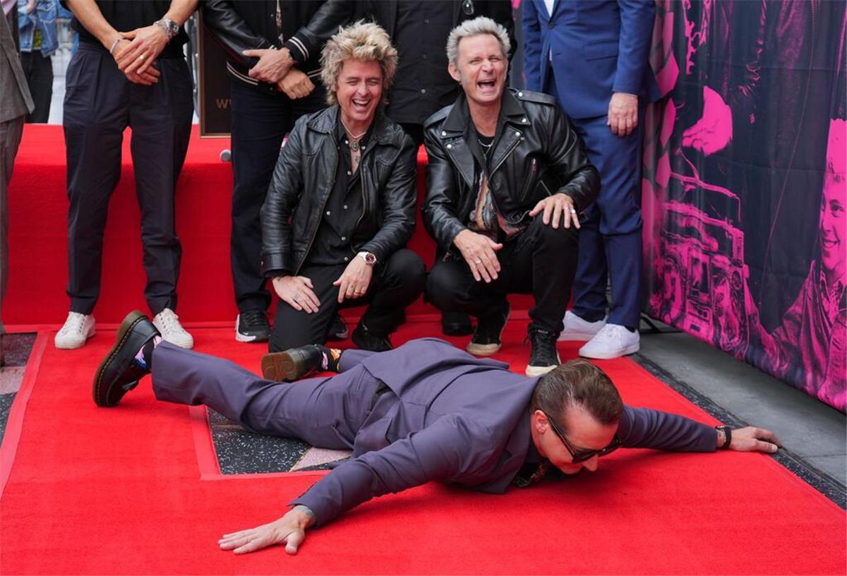 Rocker von Green Day feiern ihren Hollywood-Stern Die Punkrocker von Green Day werden in Hollywood geehrt.