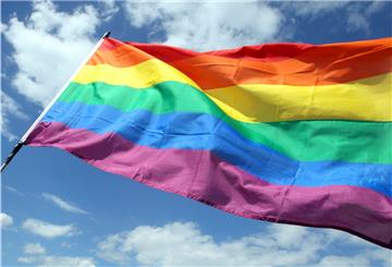 Die Regenbogenfahne ist das Zeichen der LGBTQ-Bewegung.