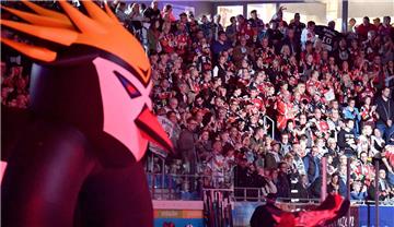 Die reisefreudigen Fans der Fischtown Pingiuins gehen wieder auf Tour.