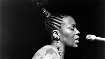 Die Sängerin Roberta Flack hat schwarzen Frauen in der Musikindustrie eine Stimme gegeben.