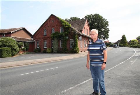Die Sanierung der Ortsdurchfahrt Kirchwistedt (Bundesstraße 71) wird Bürger, Autofahrer Unternehmen beschäftigen: Ortsvorsteher Wilfried Windhorst (CDU) will deswegen eine Bürgerversammlung abhalten.