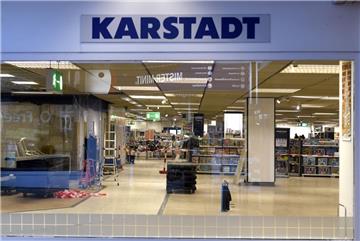Die Schaufenster von Karstadt sind leer, ganze Abteilungen im Obergeschoss wurden geräumt.  