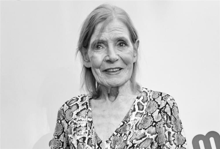 „Martha“-Star Margit Carstensen gestorben Die Schauspielerin Margit Carstensen ist mit 83 Jahren gestorben.