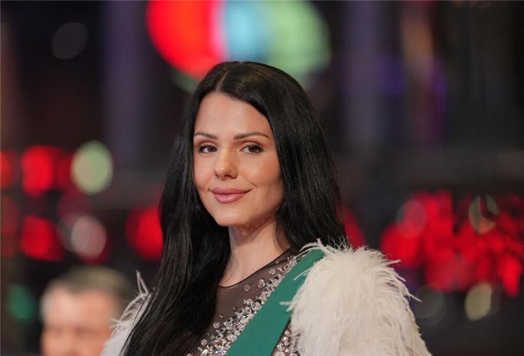 Ruby O. Fee: „Mein Gehirn funktioniert auch im Bikini“ Die Schauspielerin Ruby O. Fee möchte sich für ihre Weiblichkeit nicht verstecken. (Archivbild)