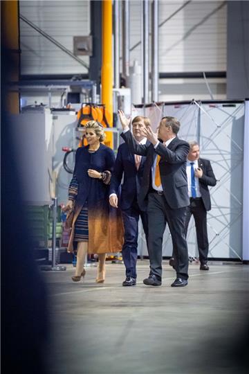 Die schönsten Fotos vom königlichen Besuch in Bremerhaven. Foto: Hartmann